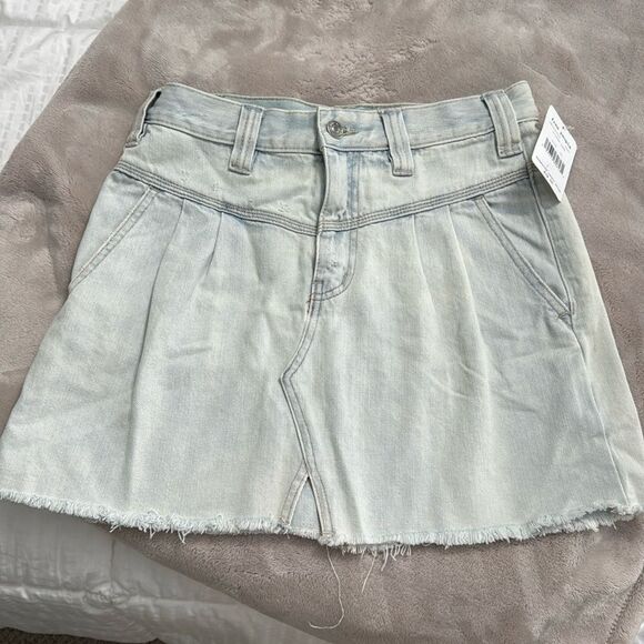 Free People Sidecar Denim Mini-Skirt 26 or 27 NWT - Picture 2 of 12